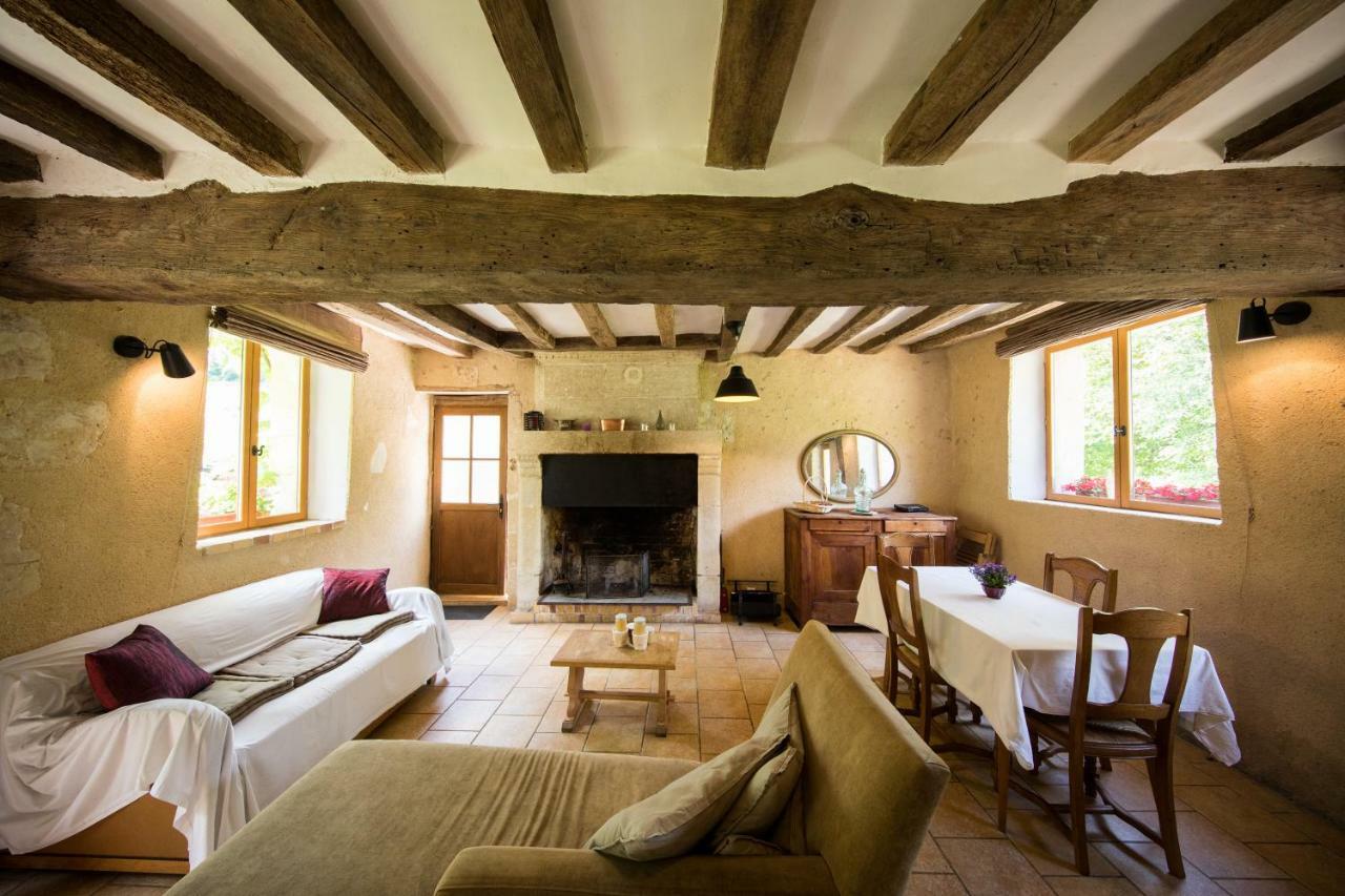 Holiday Home Le Vaugarnier Couture-sur-Loir Esterno foto